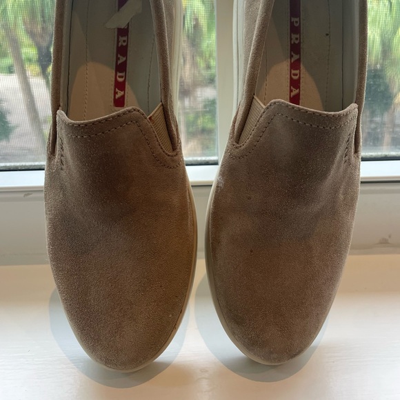 Prada tan slide ons - Picture 2 of 4